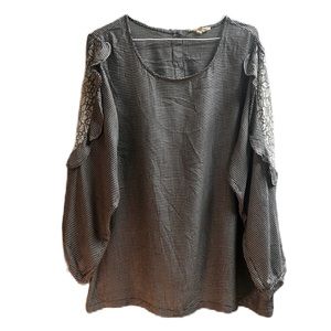 Jane And Delancey, Beautifully Designed Long Sleeves, Button Down Back Top, 1X